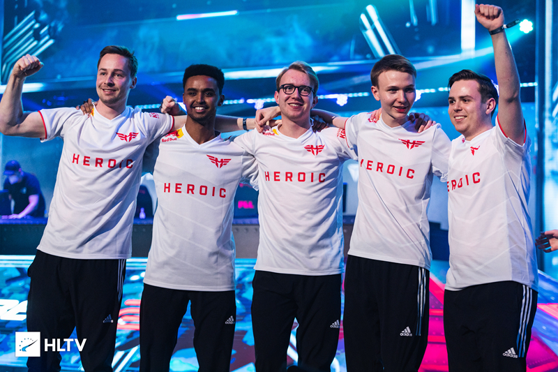 或按每手牌 或按每手牌